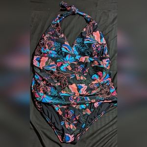 Ladies one piece swimsuit. Time and Tru Brand size 1X (16W-18W)